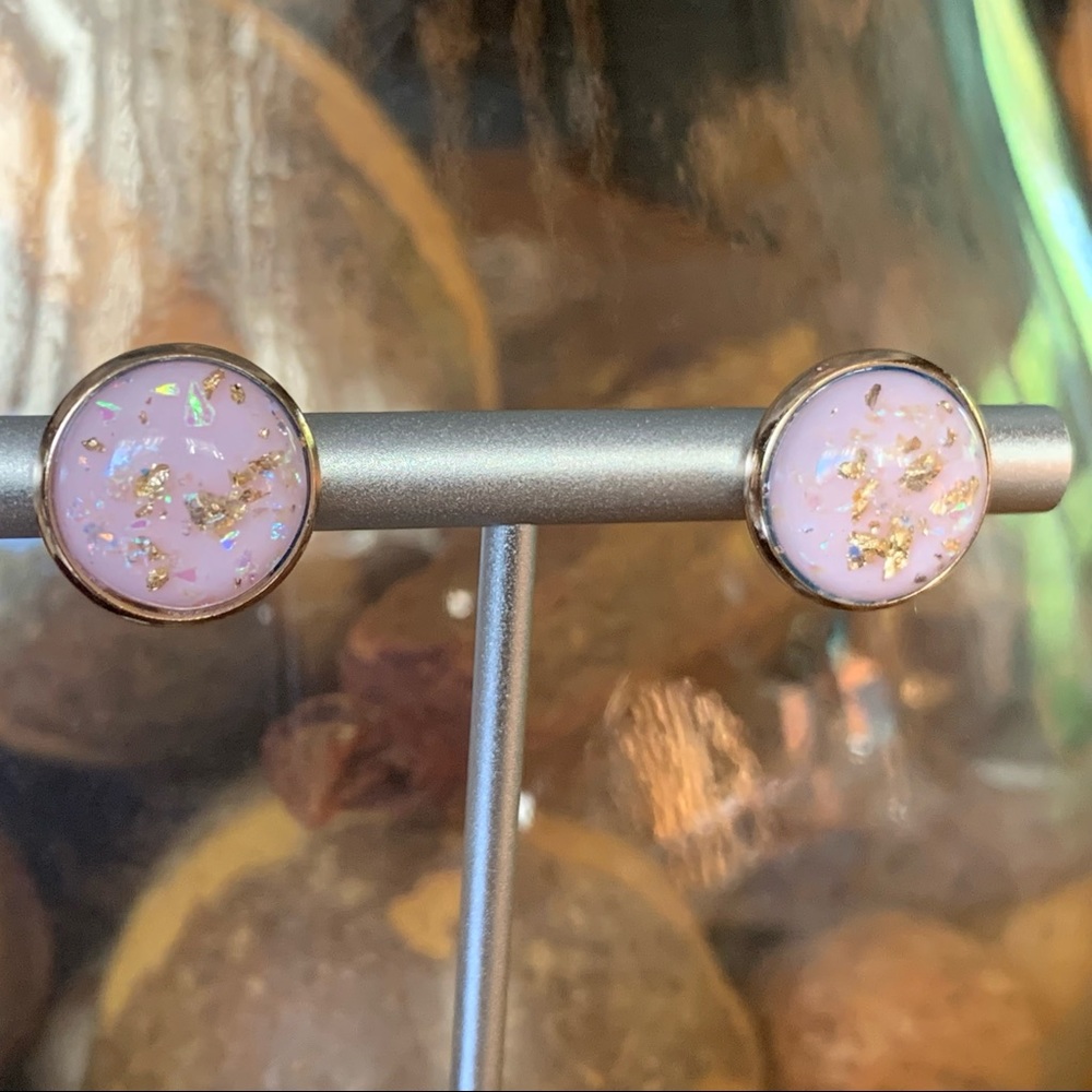 Pretty pink & gold stud earrings, handmade, NWT